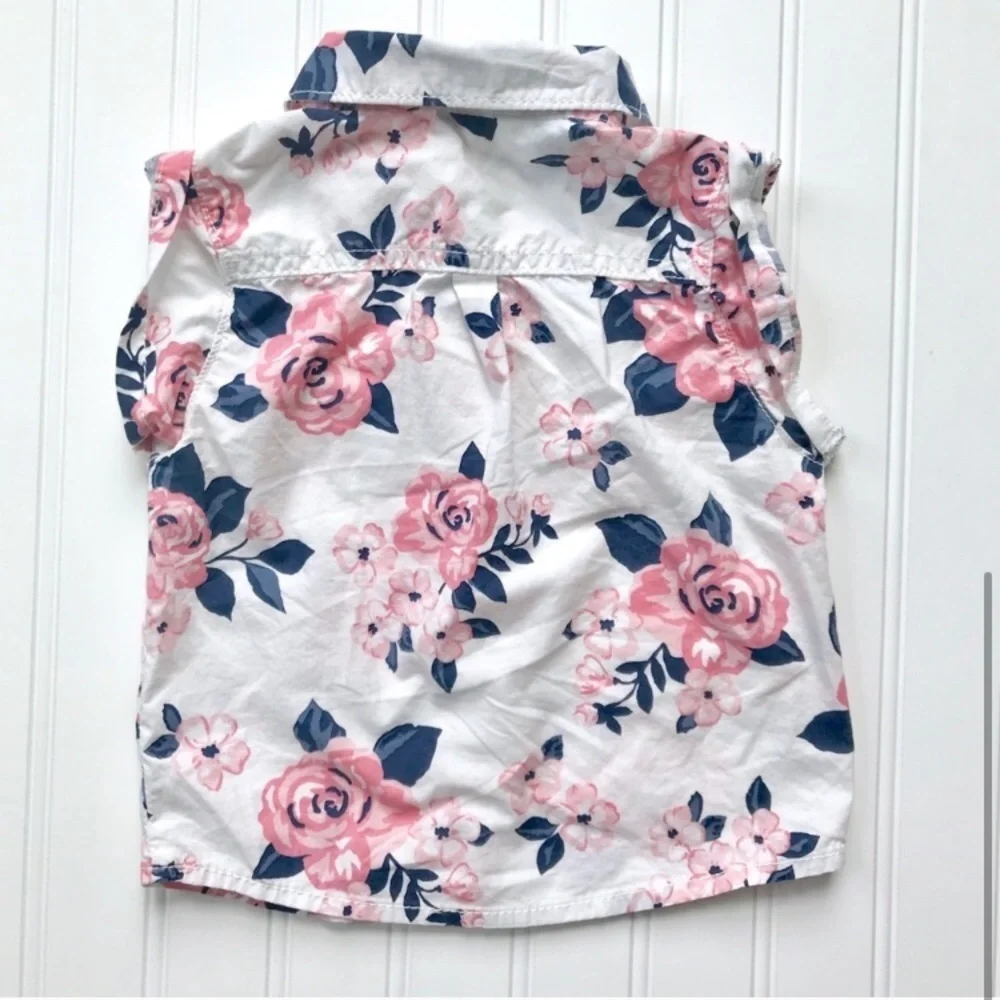 •Carter’s• floral blouse